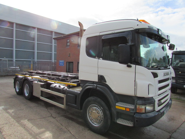 SCANIA P360 6X4 TIPPER/CABLE LIFT CHASSIS (CX61 BGZ) - S/N 4136